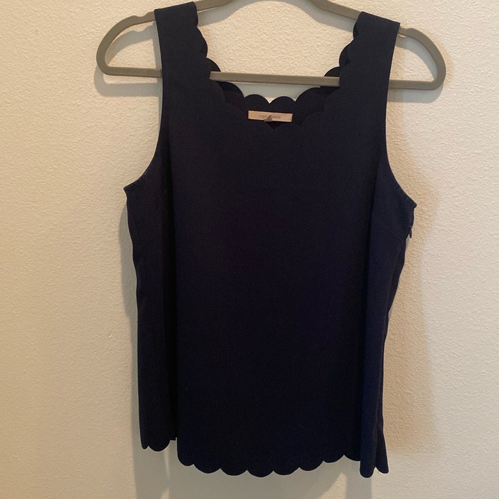 Navy scalloped shell